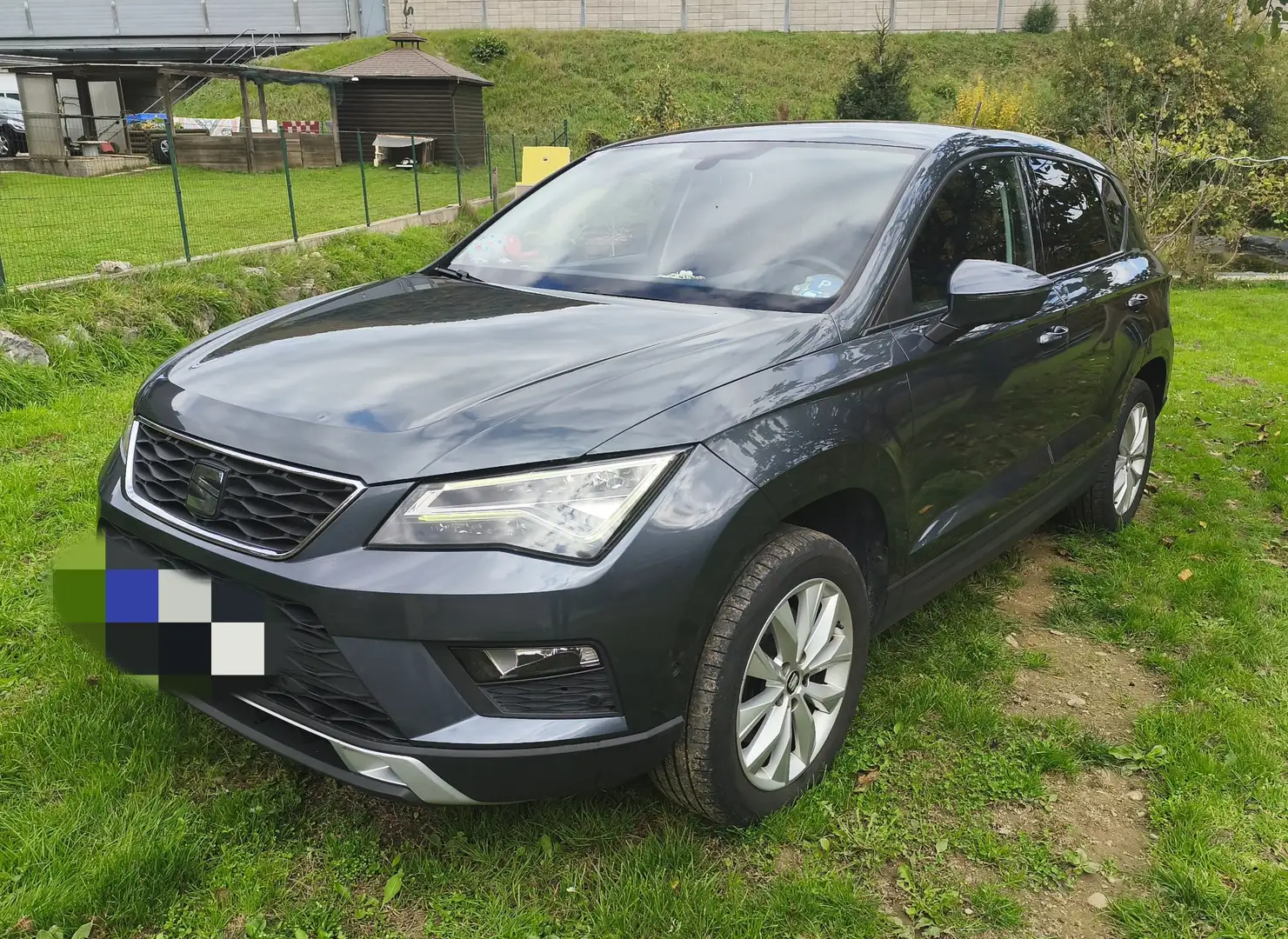 SEAT Ateca Style Grau - 2