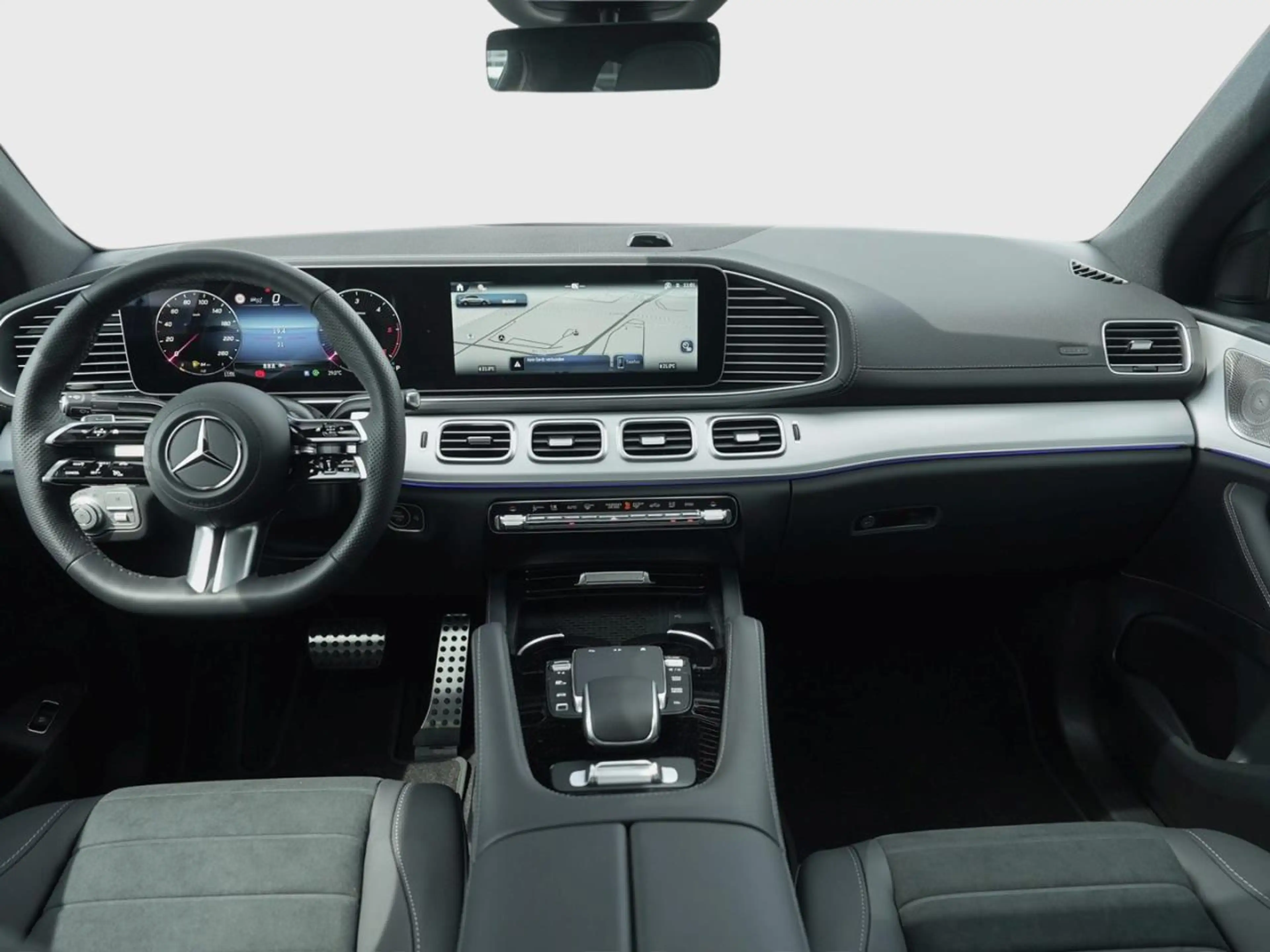 Mercedes-Benz GLE 300 d 4MATIC Coupé AMG Night Airmatic 360° — photo 12