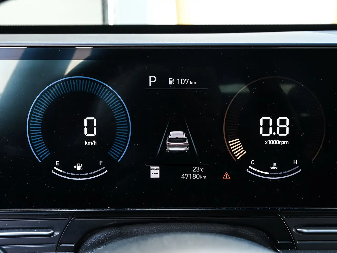 Hyundai KONA снимка Hyundai KONA