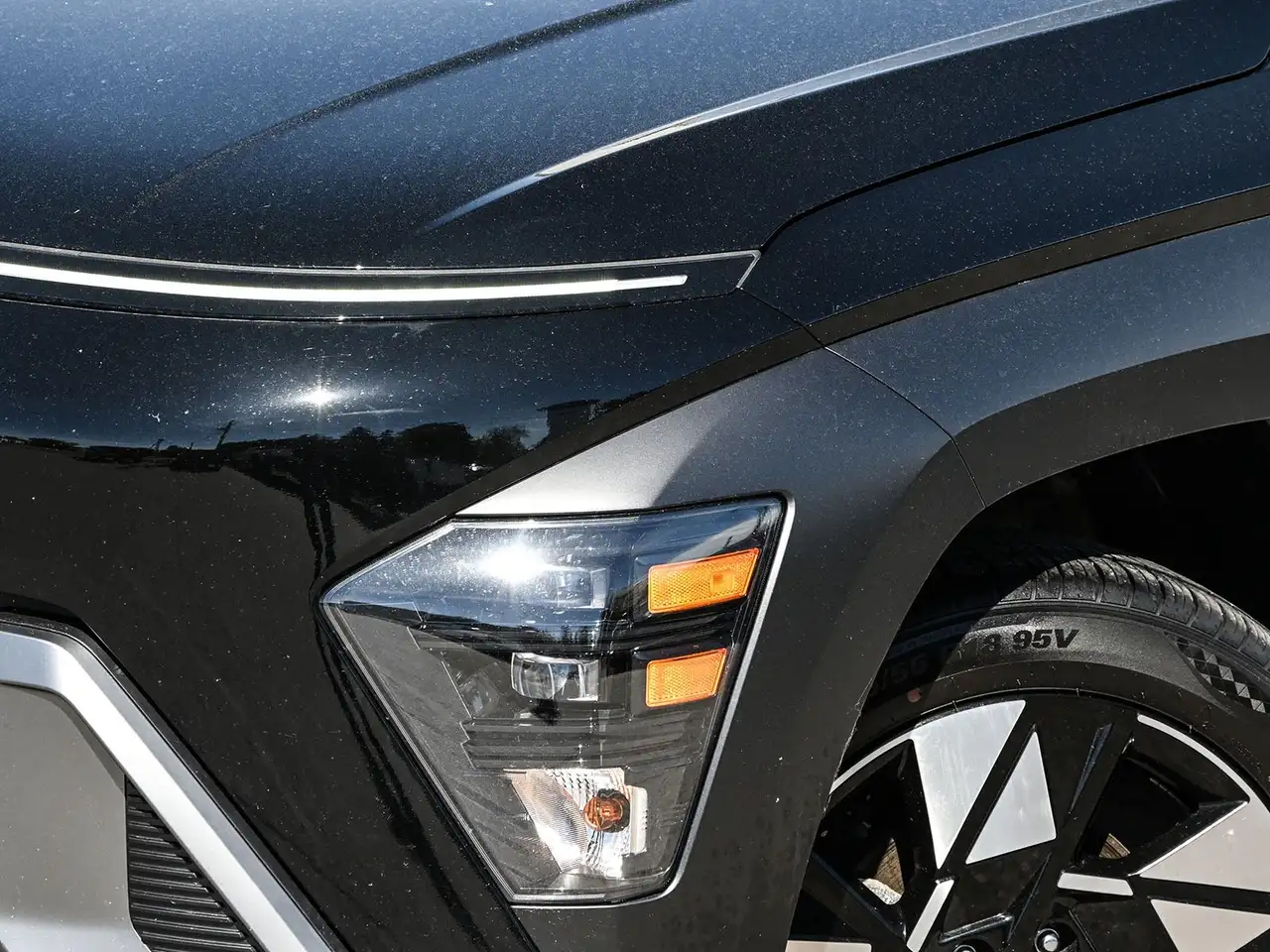 Hyundai KONA снимка Hyundai KONA
