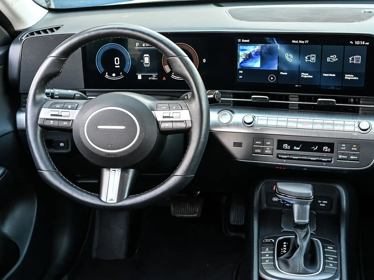Hyundai KONA снимка Hyundai KONA