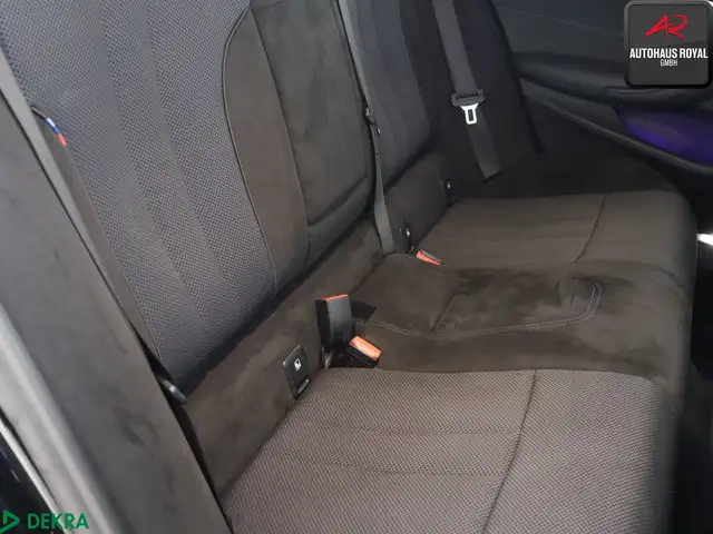 BMW 5 Series view 14