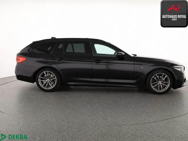 BMW 5 Series view 6