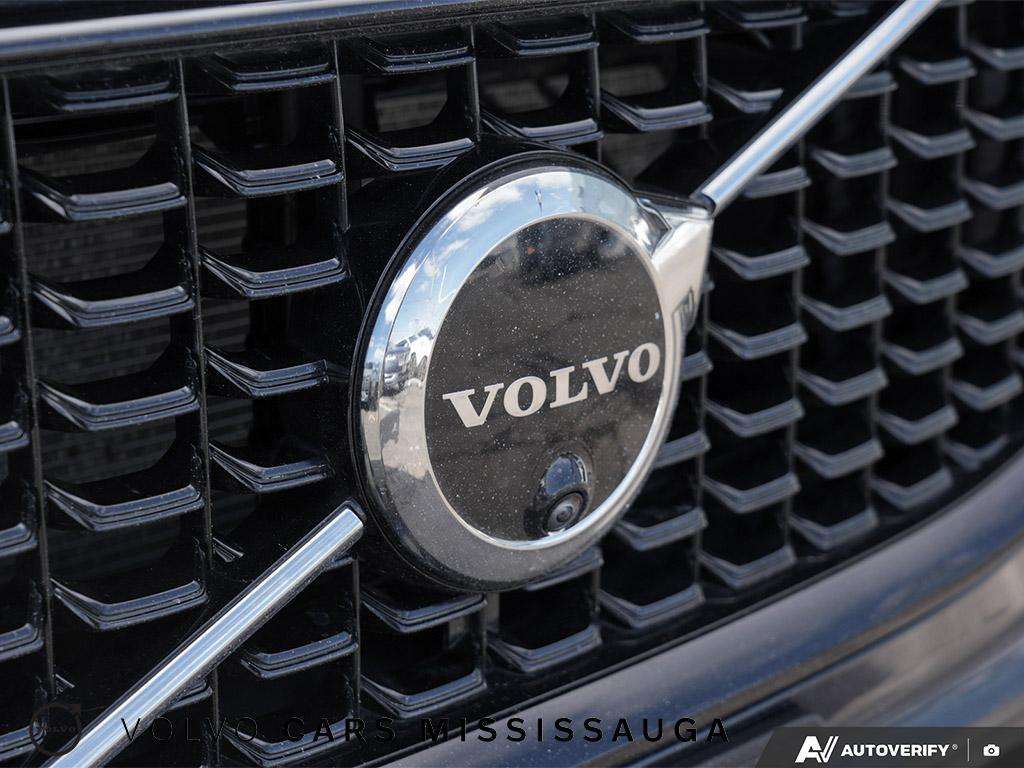 2024 Volvo XC60 Ultimate Dark Certified by Volvo thumb 9