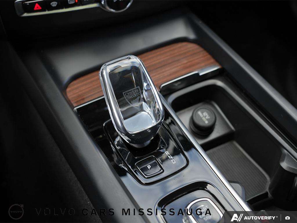 2024 Volvo XC60 Ultimate Dark Certified by Volvo thumb 19