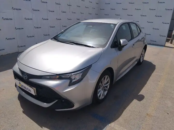 Toyota Auris 2023, foto 1