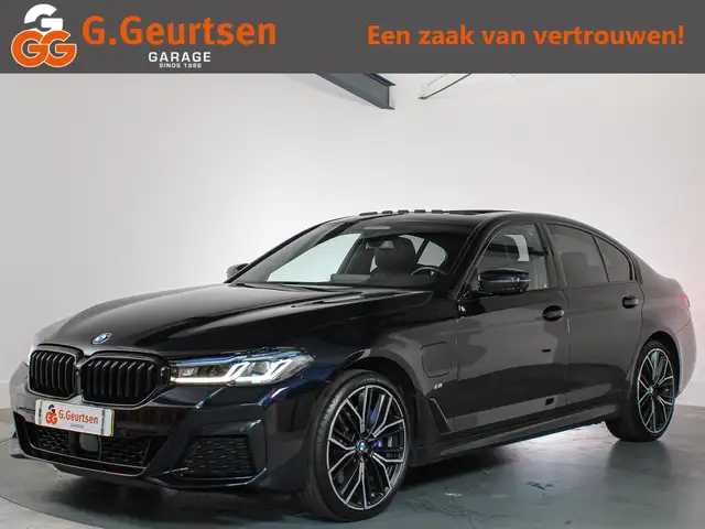 BMW 520 5-serie 520e High Executive, M-Sport, Schuif/Kante