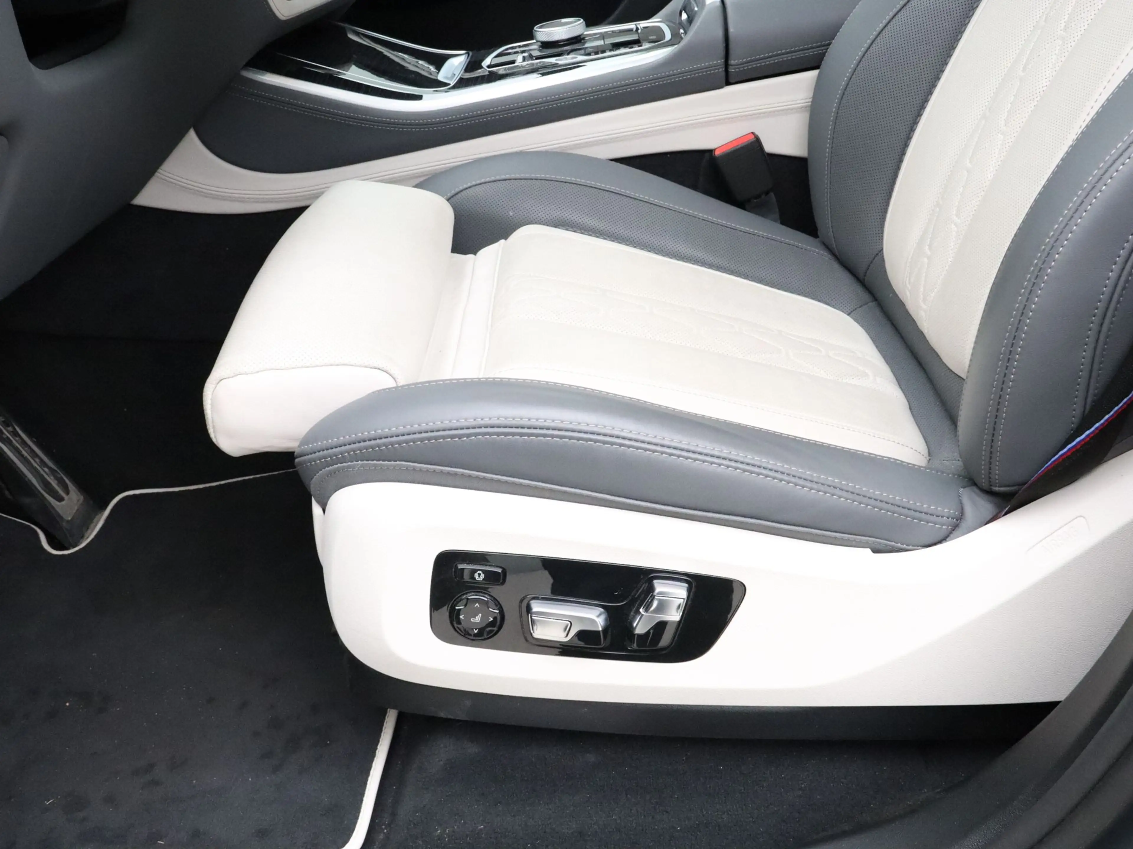 BMW X5 xDrive50e M-Sport Pro | Individual leer | Panorama — photo 13