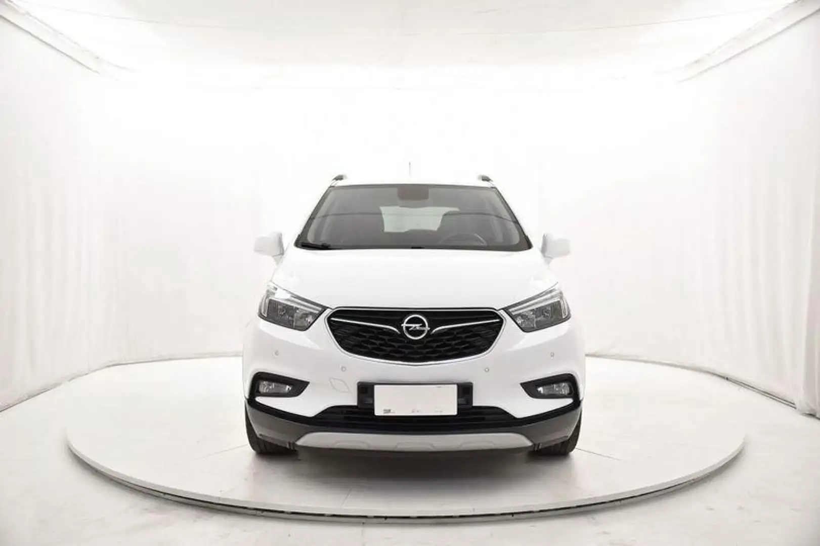 Opel Mokka X 1.6 cdti Innovation 4x2 136cv auto Weiß - 2