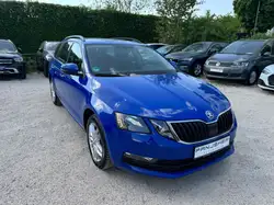 Skoda Octavia Combi 2.0 TDI DSG Ambition Navi+1 Hand