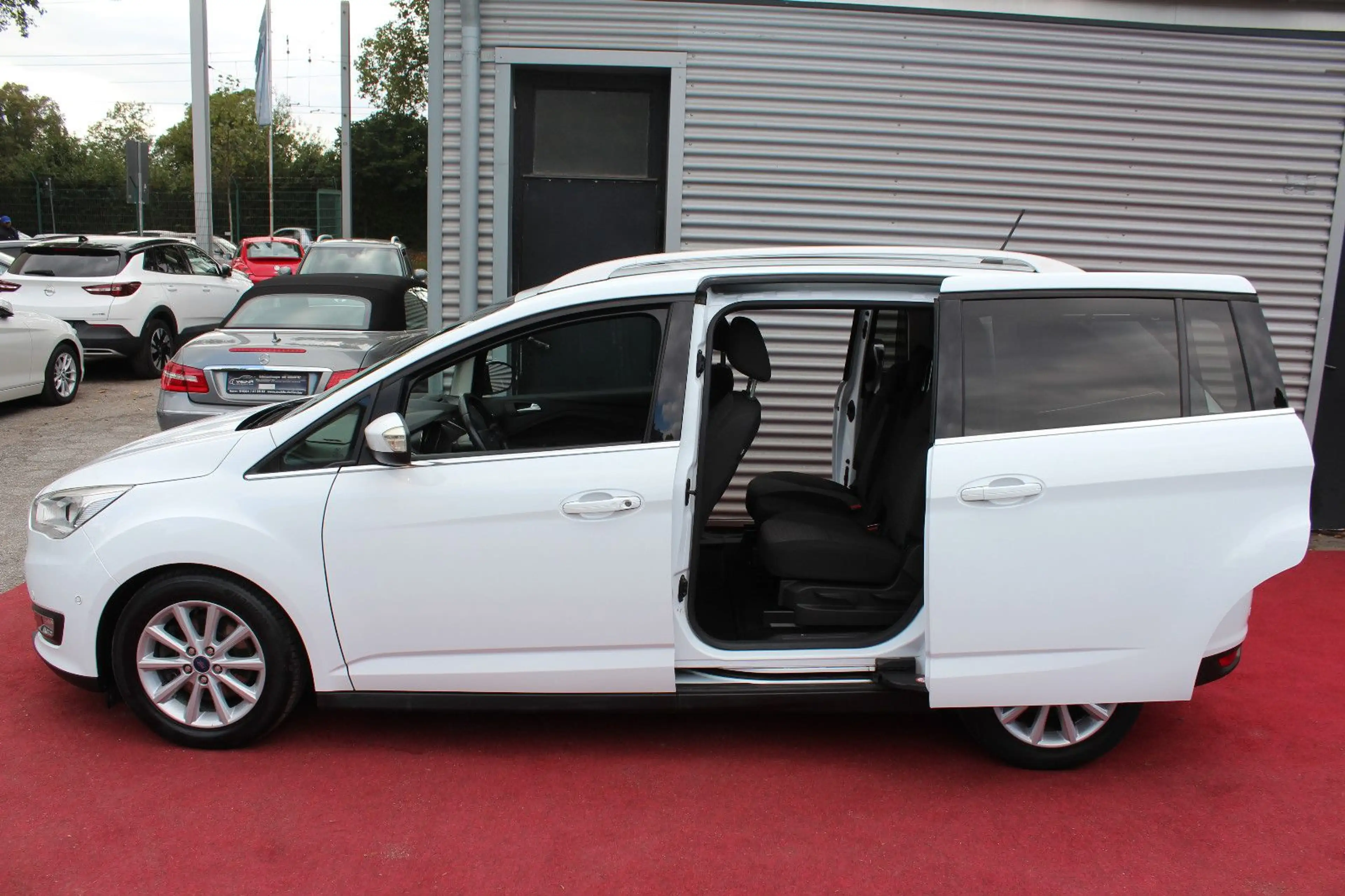 Ford Grand C-Max GRAND C-MAX TITANIUM KLIMA 1.Hd — photo 6