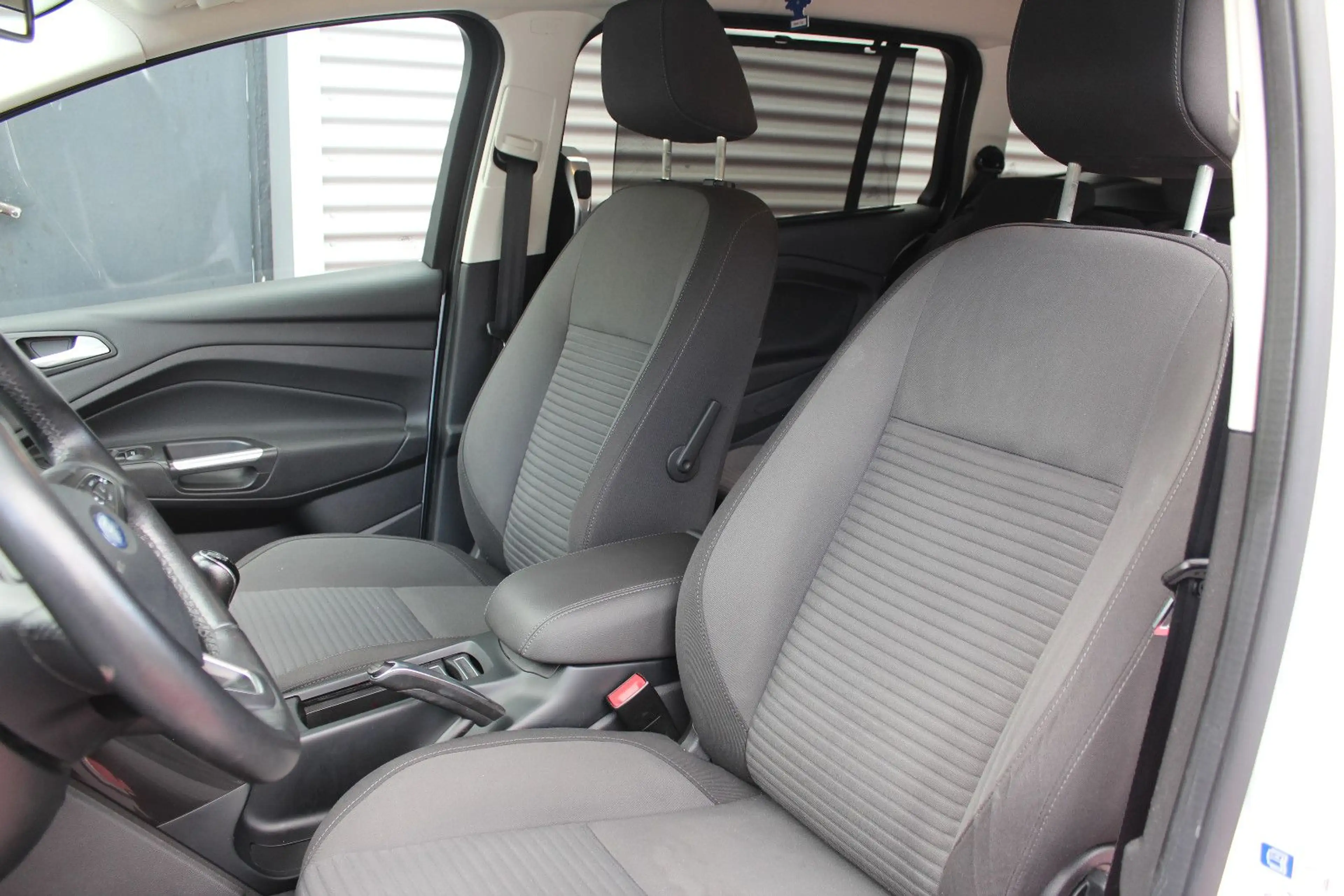Ford Grand C-Max GRAND C-MAX TITANIUM KLIMA 1.Hd — photo 15