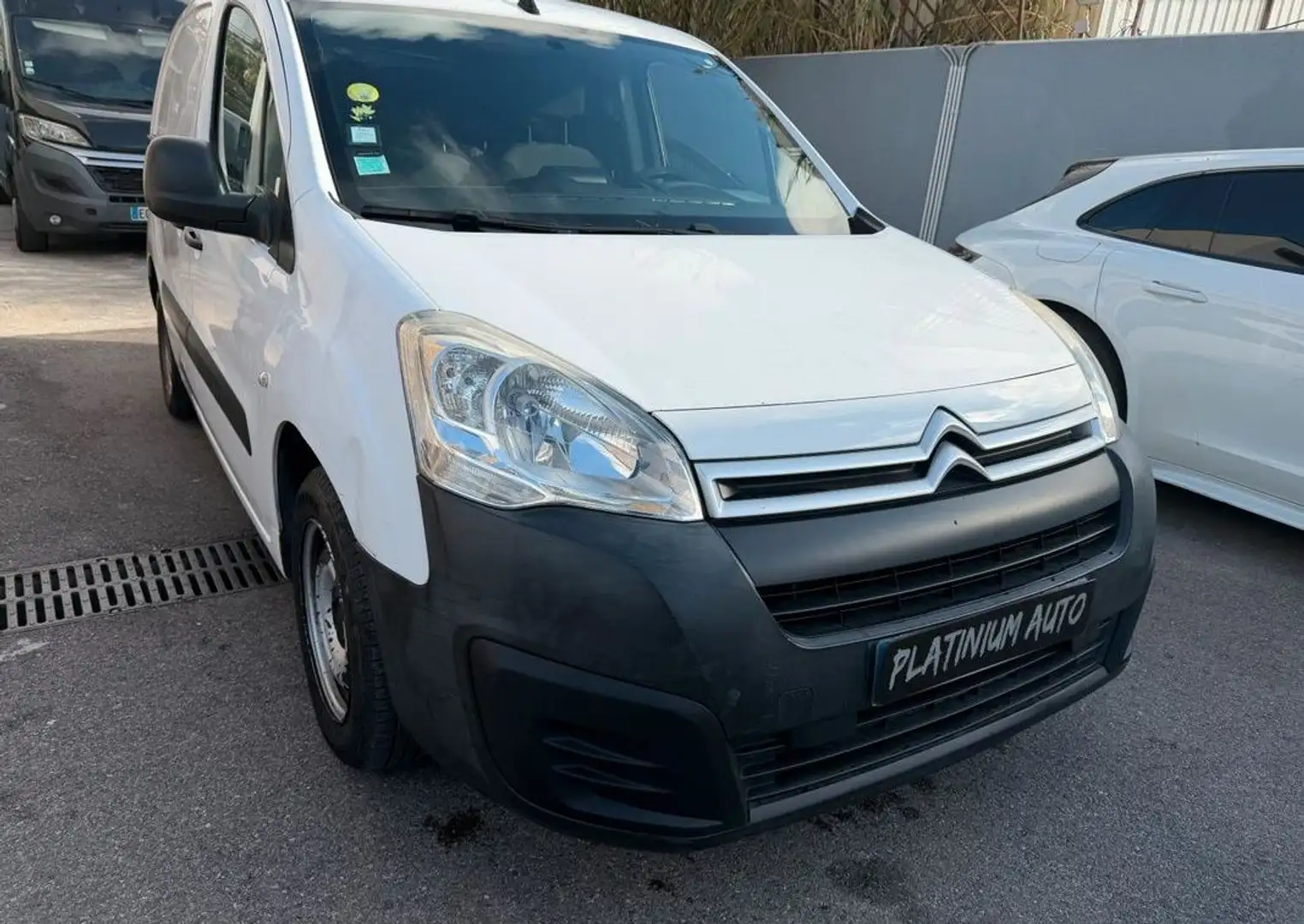 Citroen Berlingo Citroën II (3) 1.6 BlueHDI 100 Club ETG6 Blanc - 1