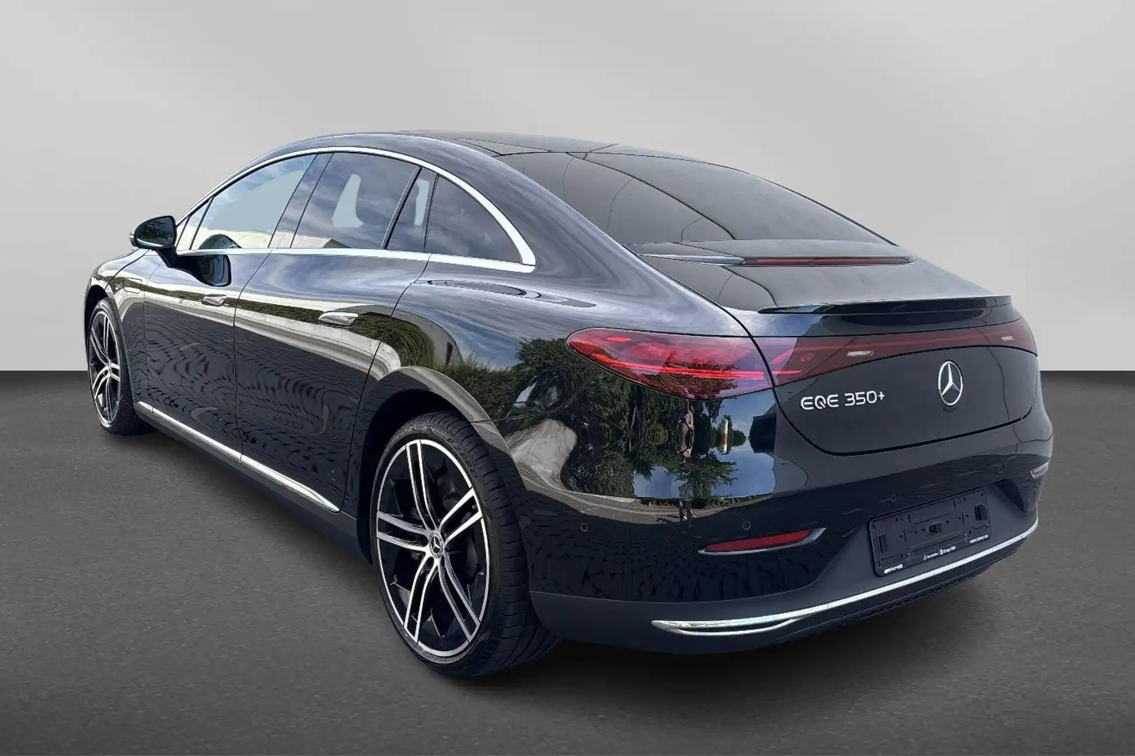 Mercedes-Benz EQE 350 Cars 350+ Noir - 2