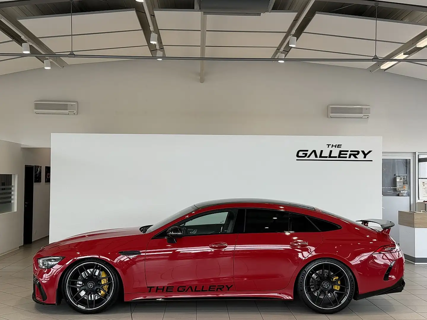 Mercedes-Benz AMG GT 53 4MATIC+ Limousine Aut. *Vollausstattung*Pano... Rot - 1