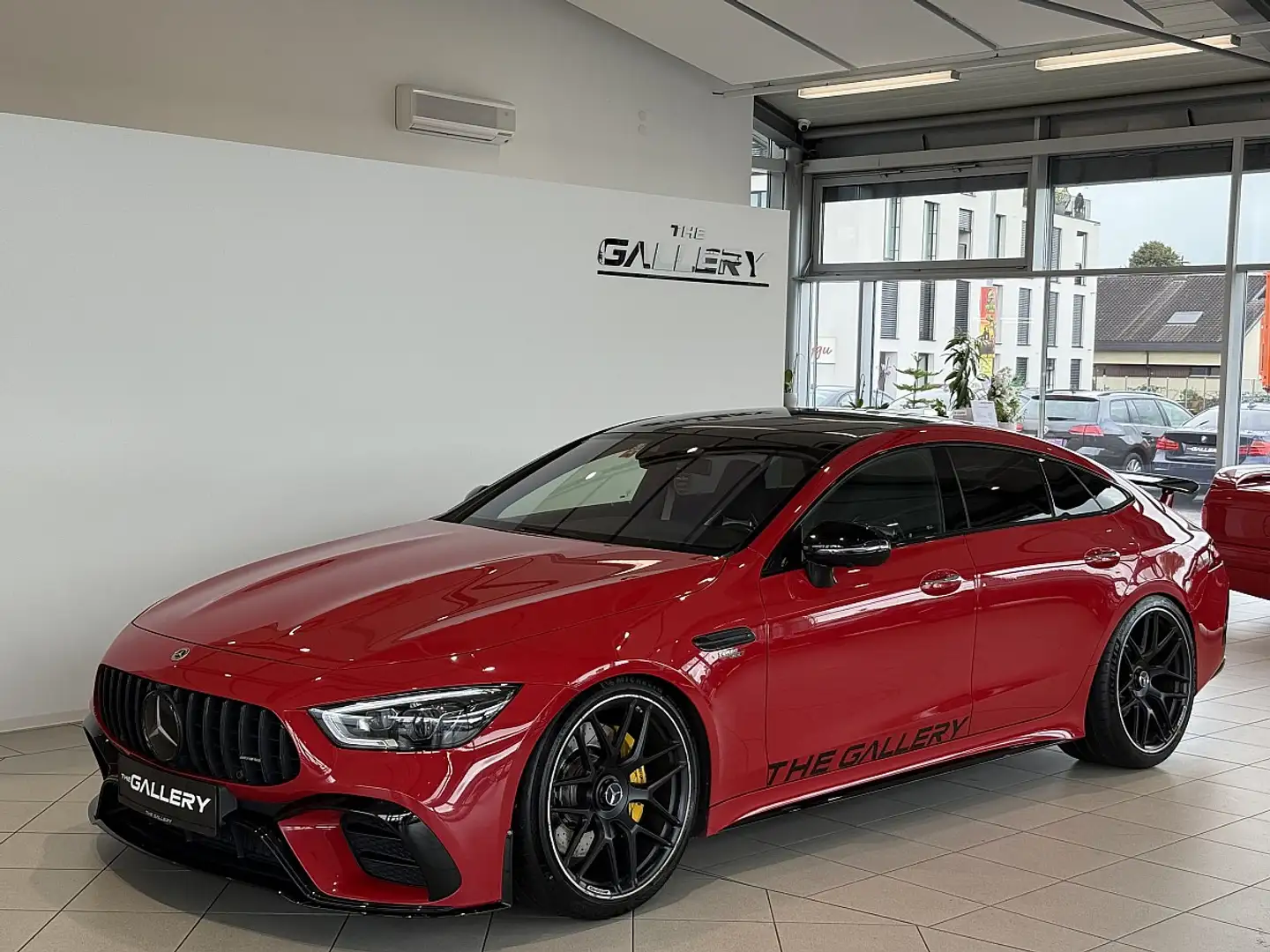 Mercedes-Benz AMG GT 53 4MATIC+ Limousine Aut. *Vollausstattung*Pano... Rot - 2