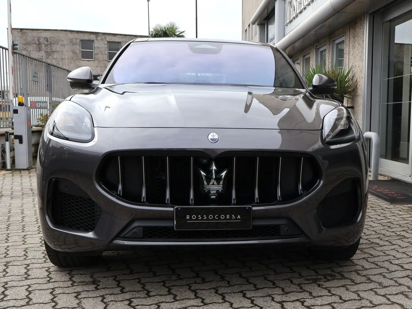 Maserati Grecale GT Hybrid 300 CV Grigio - 2