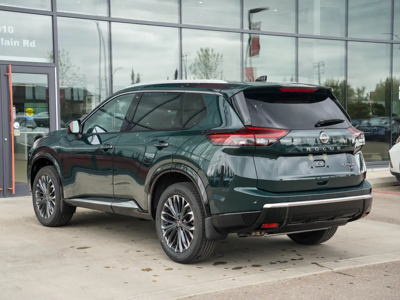 Nissan Rogue снимка Nissan Rogue