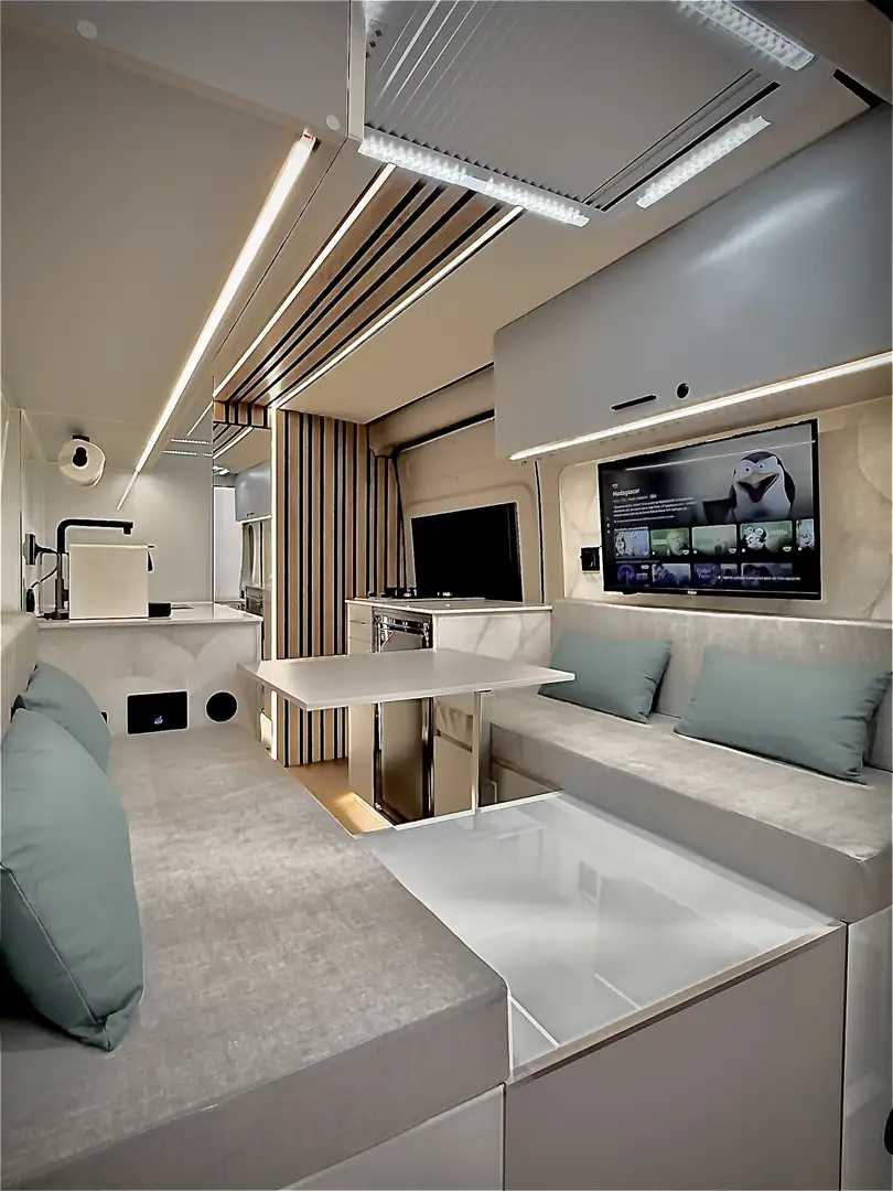 Peugeot Boxer Caja Cabina 2.2HDI 335 L2/H2 140cv - 1