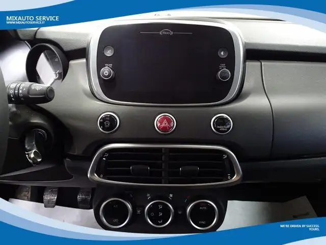 Fiat 500x view 6