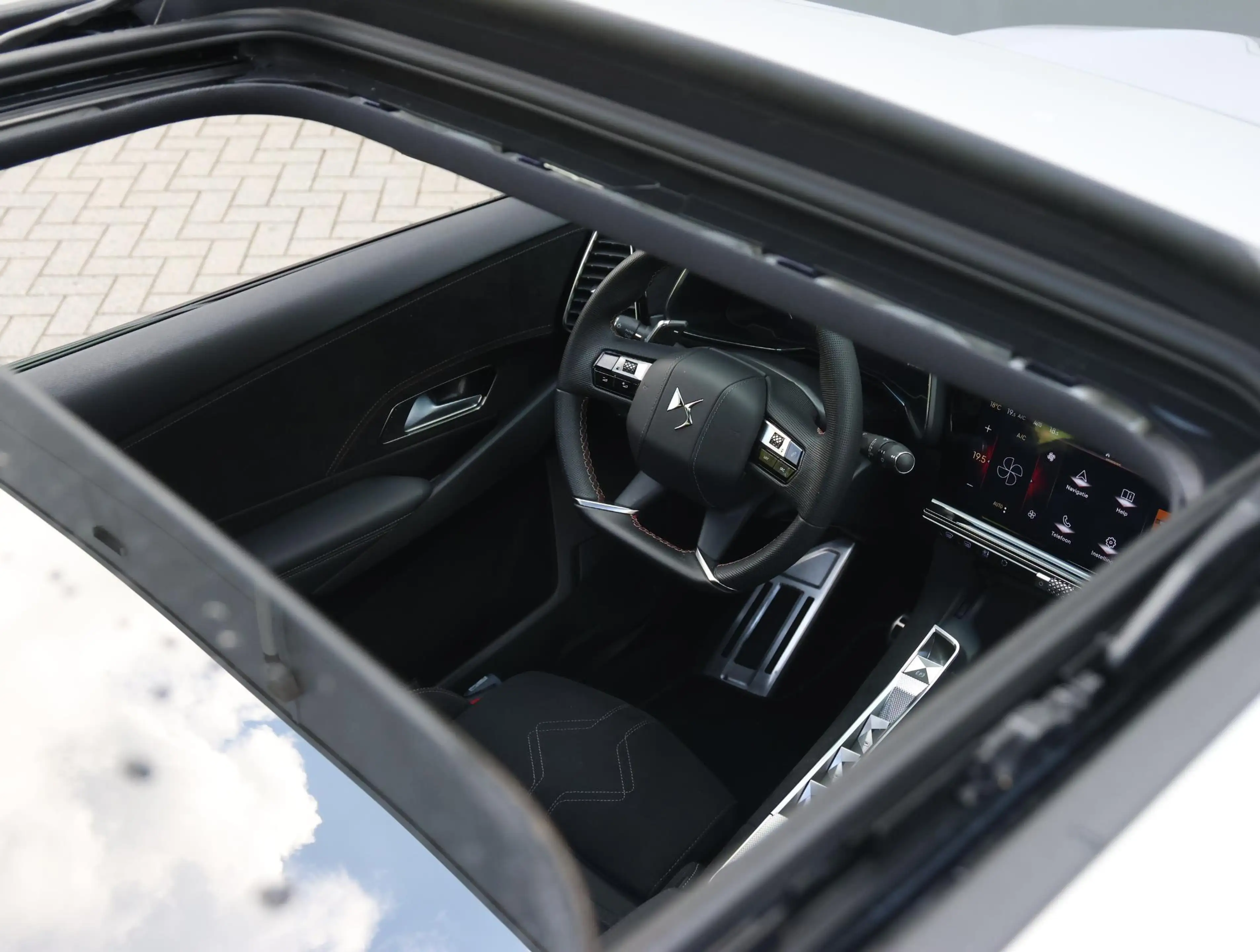 DS Automobiles DS 7 1.6 PHEV 225 Ligne Business | Panoramisch schuif- — photo 9
