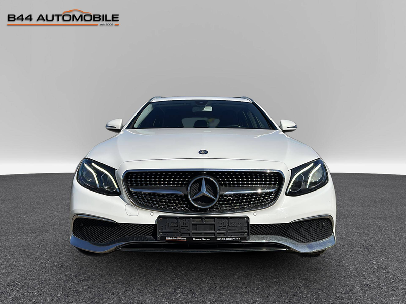 Mercedes-Benz E 220 *Avantgarde*LED*KAMERA*NAVI*AHK*Bremsaasi — photo 8