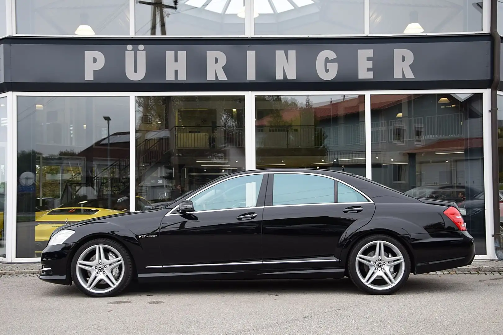Mercedes-Benz S 600 lang Aut. *AMG-Line* Schwarz - 1
