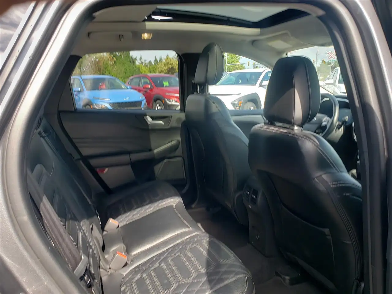 Ford Escape снимка Ford Escape