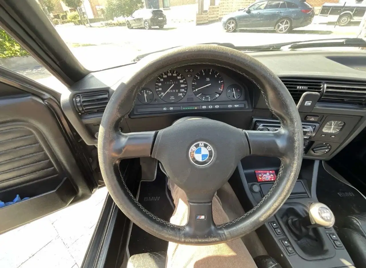 BMW 320, foto 10