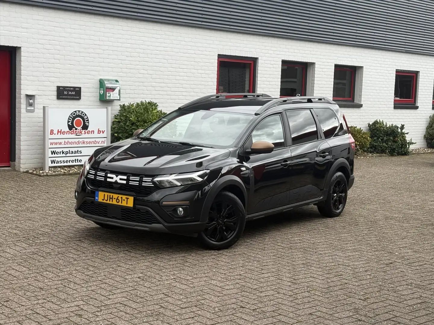 Dacia Jogger Hybrid 140pk Aut Extreme/ 7 Zitplaatsen/ Camera ac Negro - 1