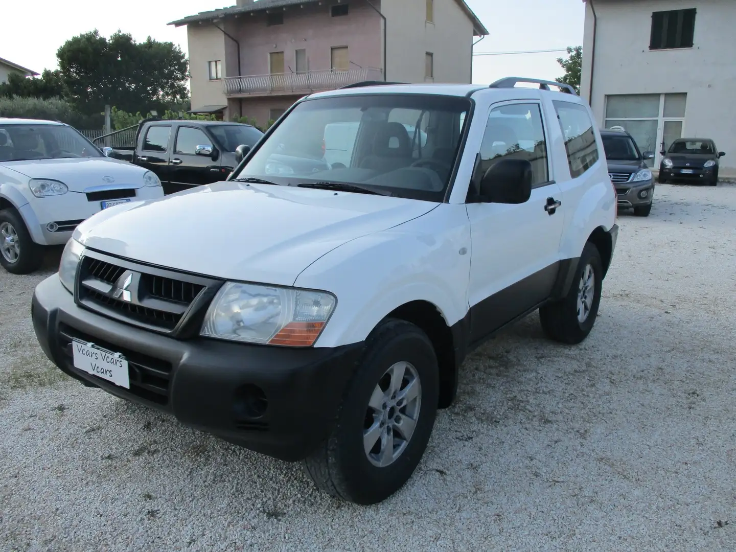 Mitsubishi Pajero Pajero 3p 2.5 tdi GL 115cv AUTOCARRO 5 POSTI Blanc - 2