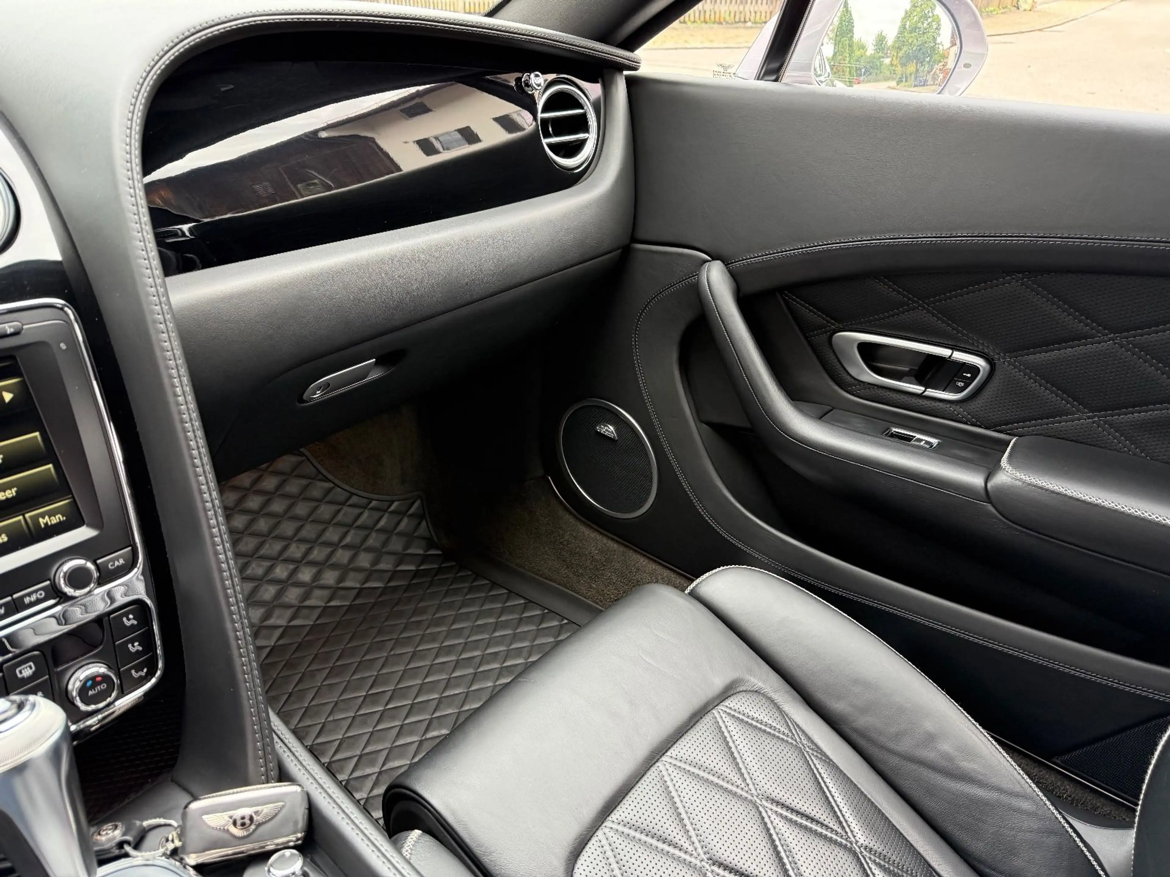 Bentley Continental GT 6.0 W12 4WD*MULLINER*NAIM* — photo 13