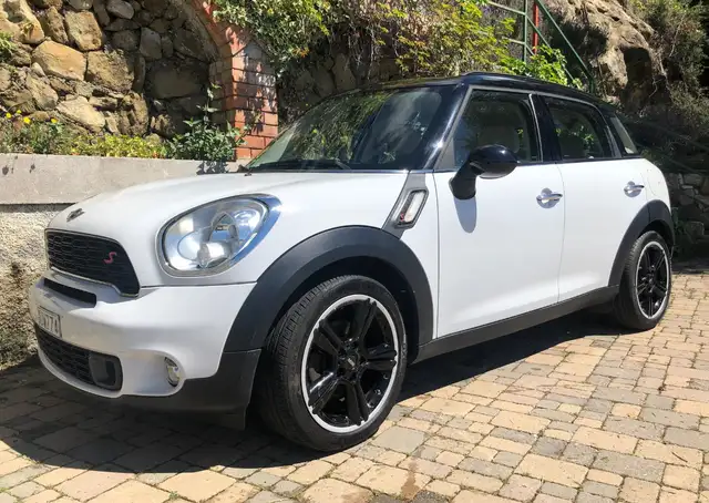 MINI Cooper S Countryman D 143 CH   AUTO ***VENDU***