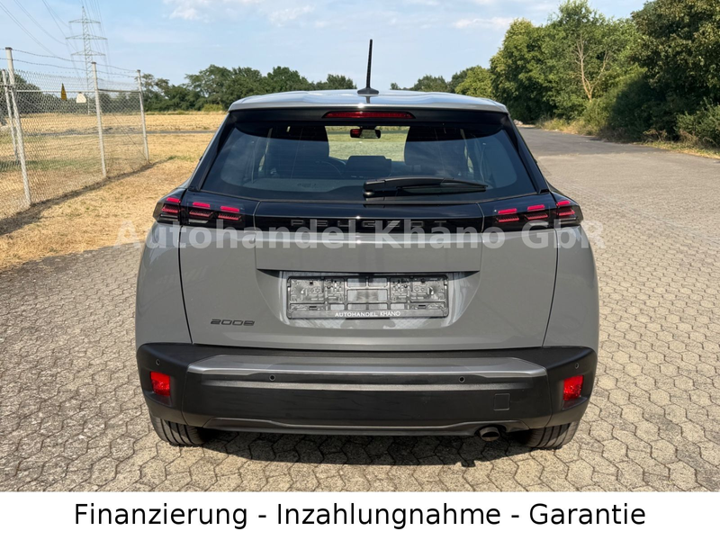 Peugeot 2008 Active — photo 8