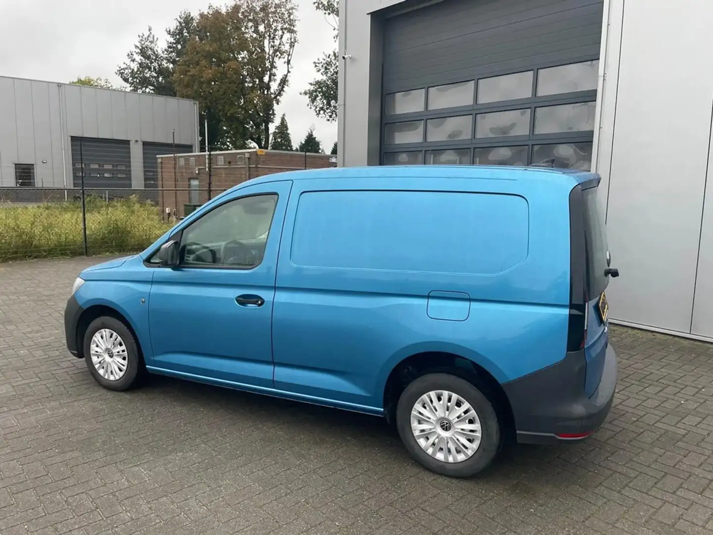 Volkswagen Caddy Cargo 2.0 TDI Economy Business Airco Bleu - 2