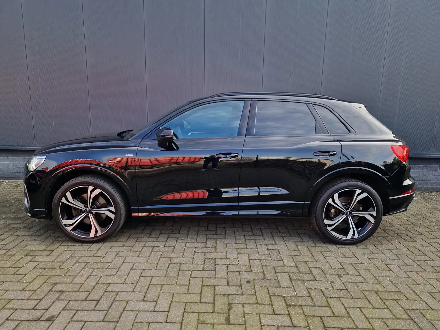Audi Q3 40 TFSI Quattro Pro Line S /Virtual Cockpit /ACC / Schwarz - 2