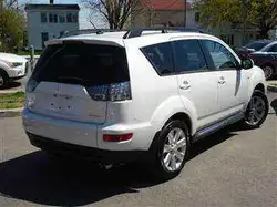 Mitsubishi Outlander снимка Mitsubishi Outlander