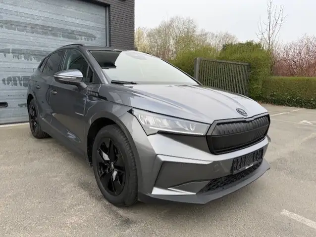 Skoda Enyaq Black Pack  Camera App.C Sportzetels