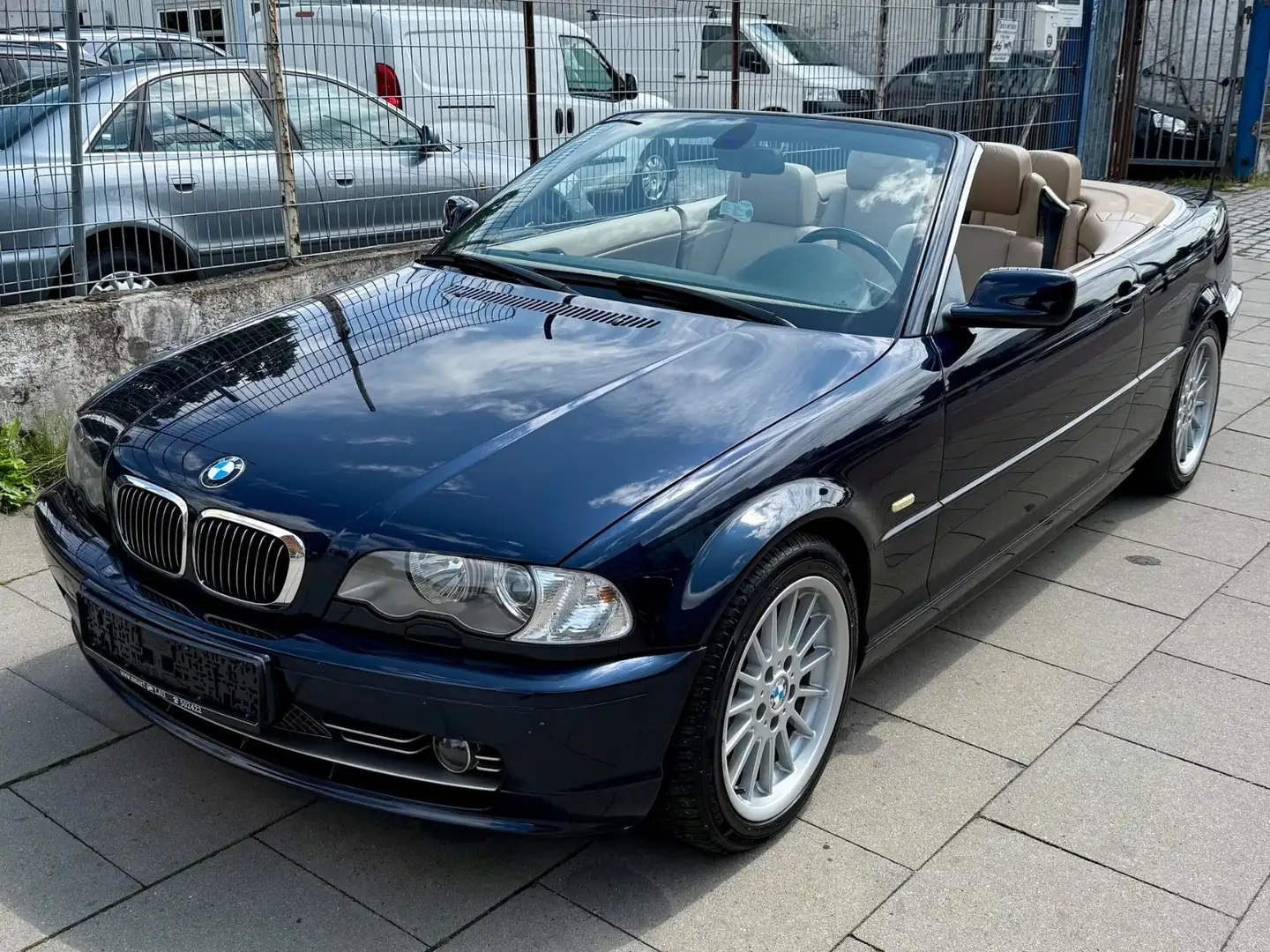 BMW 330 Baureihe 3 Cabrio 330 Ci/ VOLLAUSSTATTUNG!!! Blau - 1