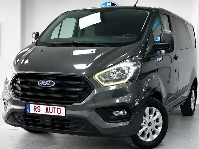 Ford Transit Custom 2.0 TDCi L1H1 - GARANTIE 12 MOIS - 5 PLACES - 1ER PROPRIETAIRE - AIRCO -VITRES ELECTRIQUE-ATTACHE REMORQUE-PORTE LATERALE