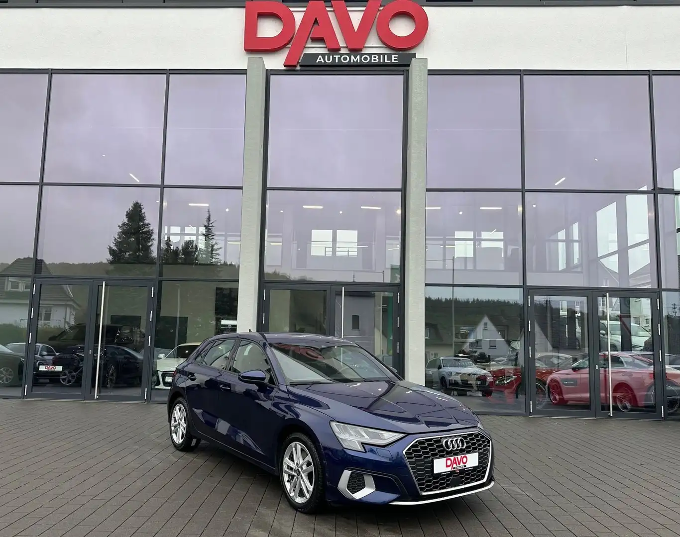 Audi A3 Sportback 30 TFSI advanced/Head Up Display Blauw - 2