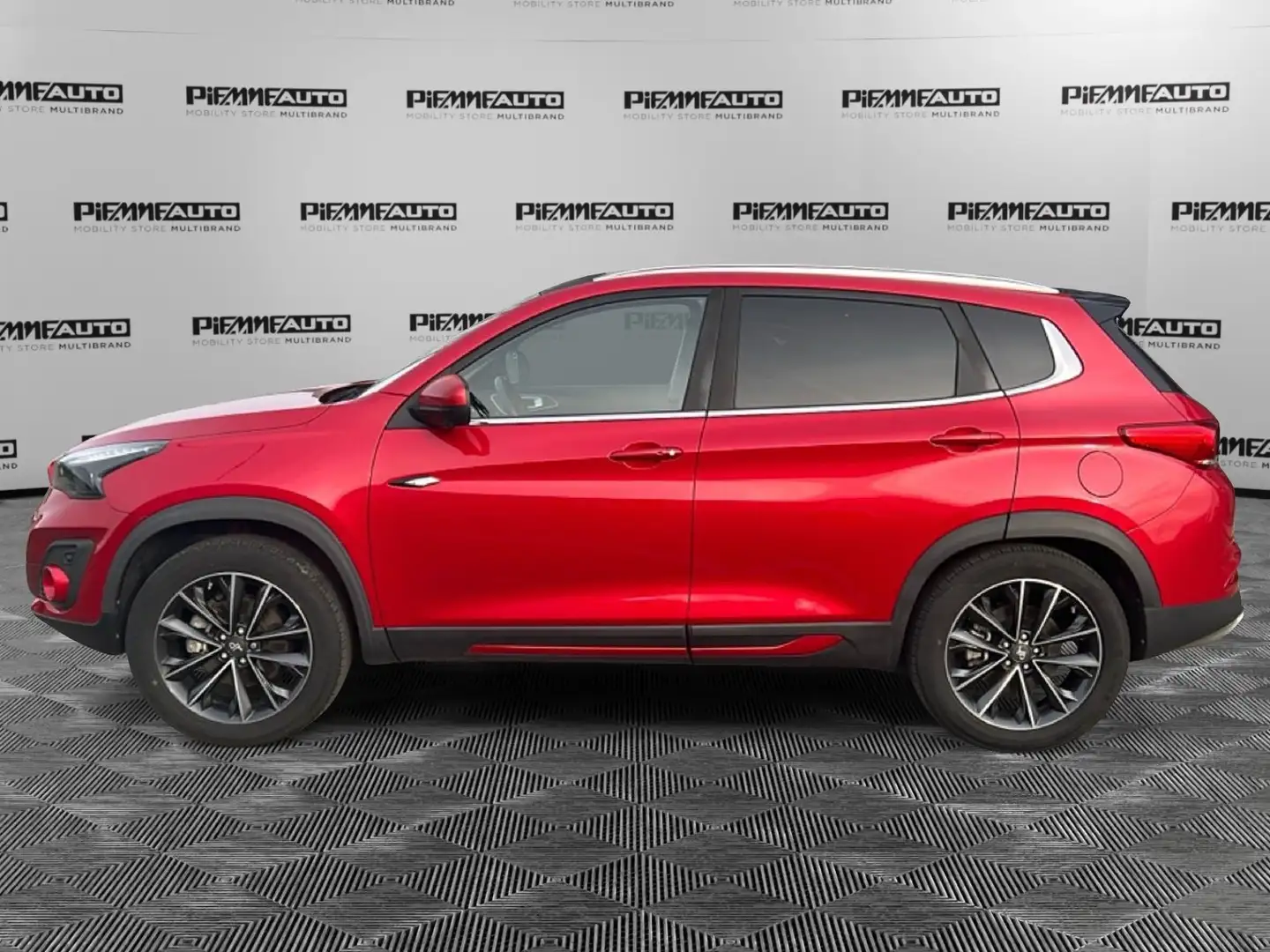 DR Automobiles DR F35 1.5 Turbo GPL Rot - 2