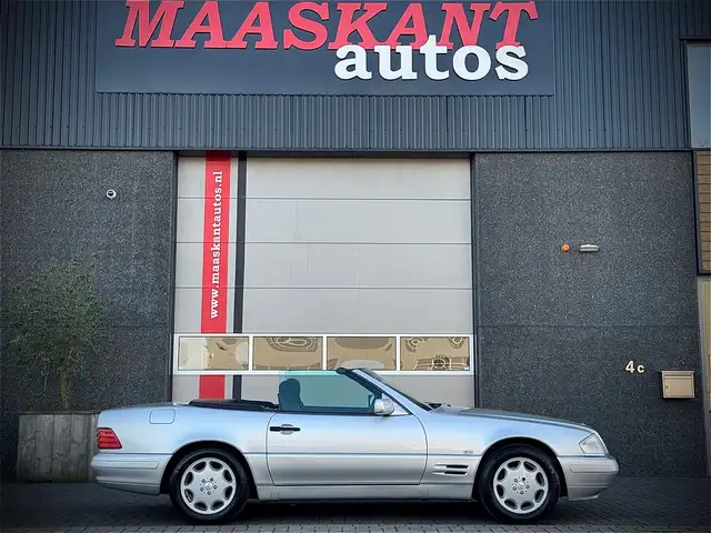 Mercedes-Benz SL 320 Roadster / Aut / Hardtop / Service history / Rear