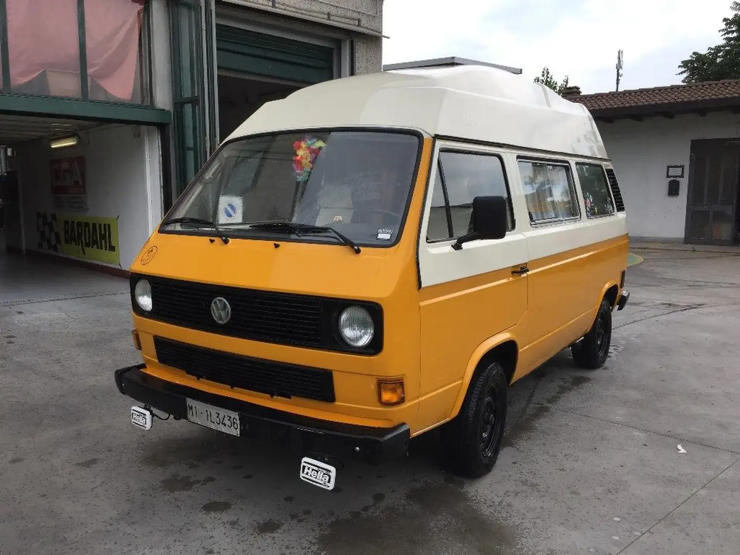Volkswagen T3 Multivan trasporter OMAGGIO BUONO VACANZE PER 4 PERSONE Amarillo - 2