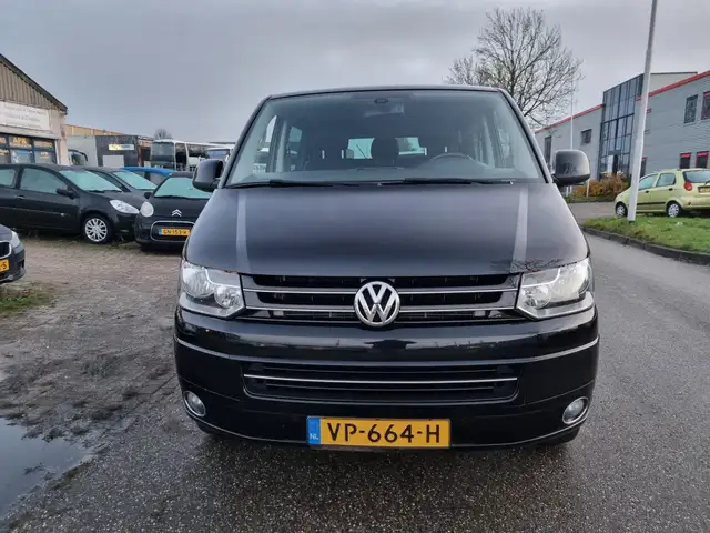 Volkswagen Transporter view 14