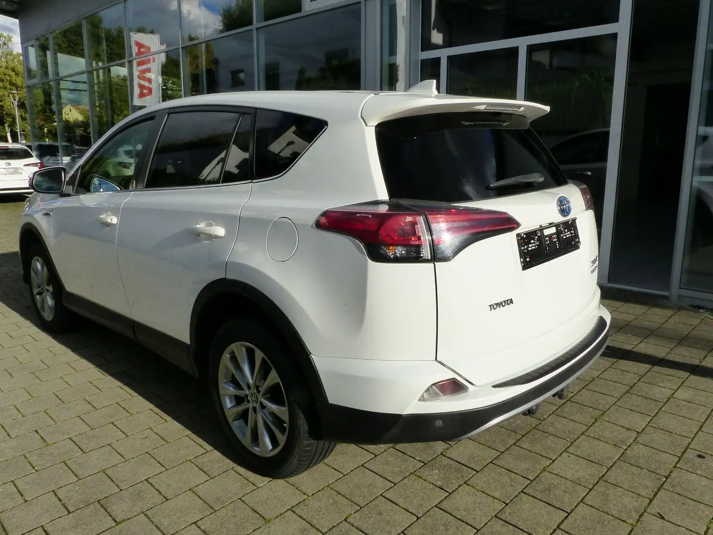 Toyota RAV 4 2.5 VVT-i Hybrid TeamD 4x4 Cam LED Alu AHK Weiß - 2