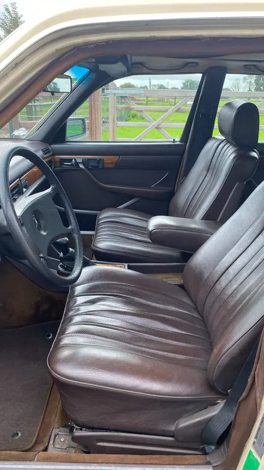 Mercedes-Benz 300 SD, foto 9