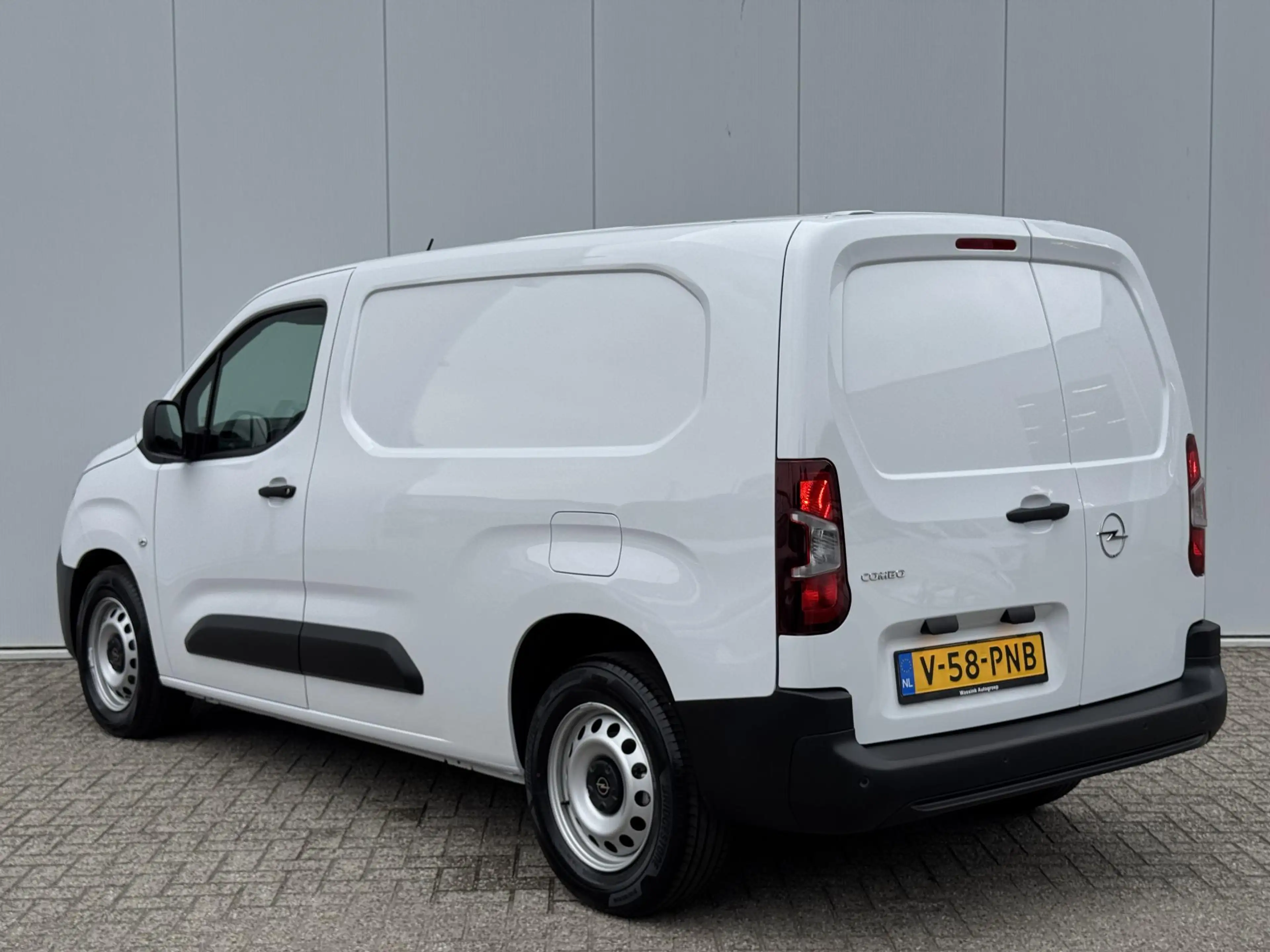 Opel Combo-e Electric 136 L2 50kWh | Parkeersensoren | Airco | — photo 9
