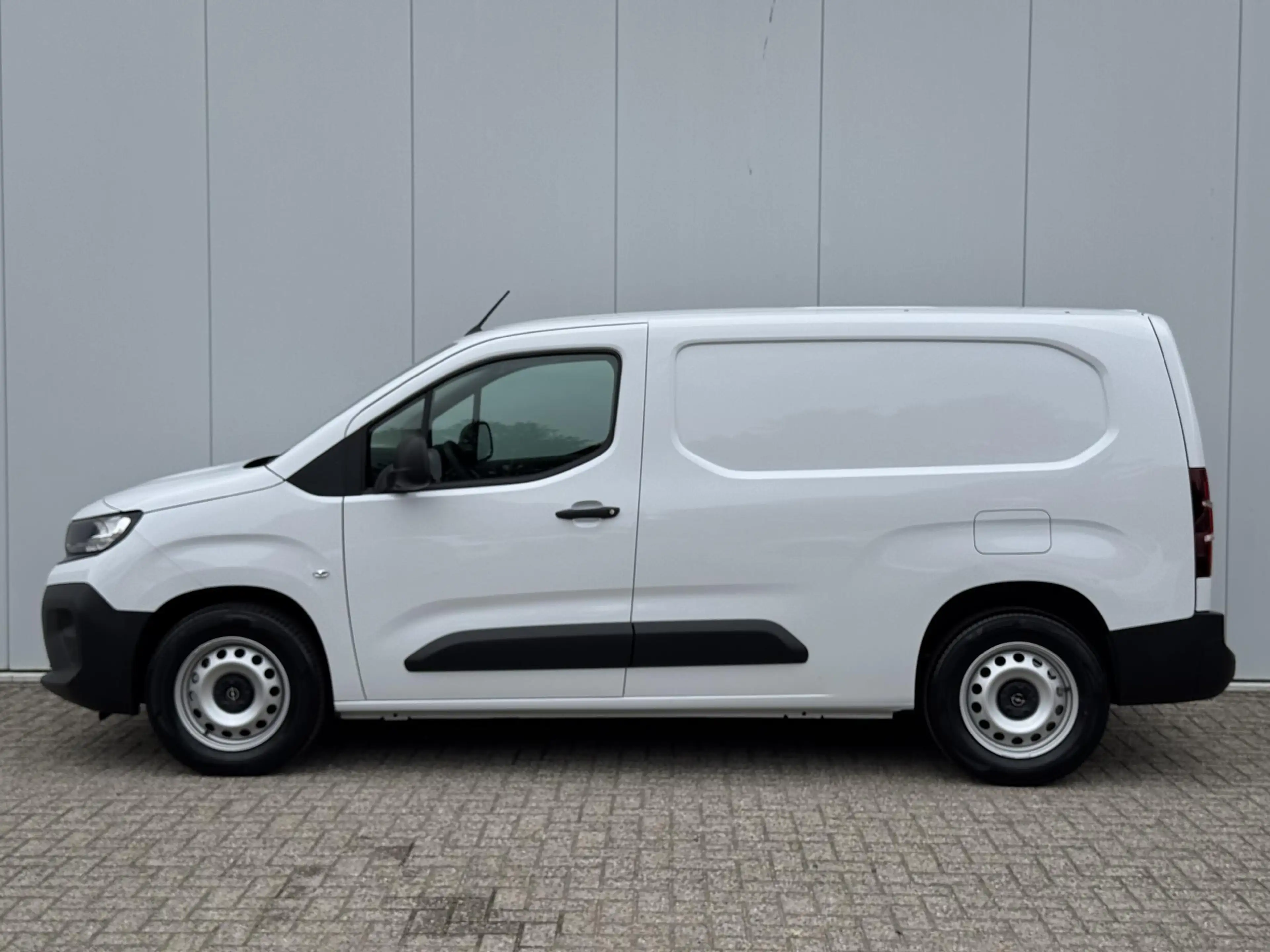 Opel Combo-e Electric 136 L2 50kWh | Parkeersensoren | Airco | — photo 10