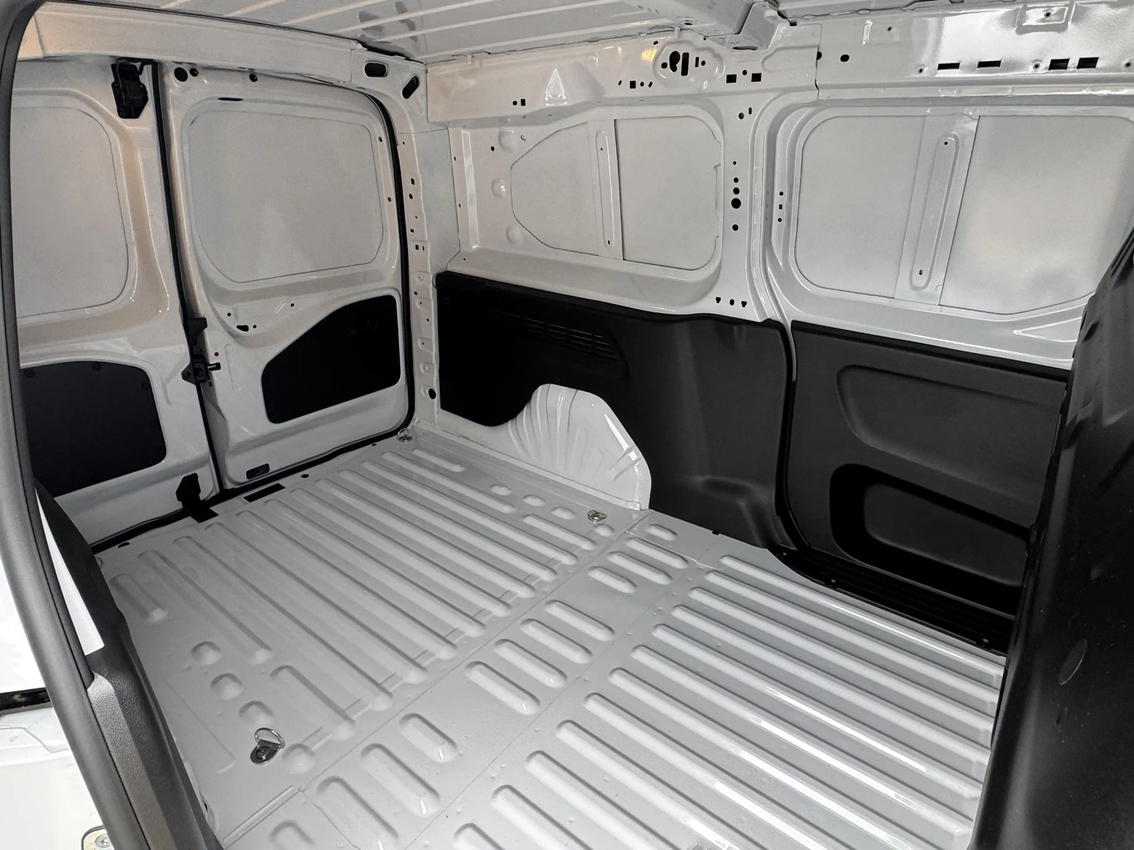Opel Combo-e Electric 136 L2 50kWh | Parkeersensoren | Airco | — photo 13